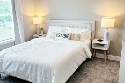 NewRiverGem - Near Ru, Virginia Tech & Appalachain Trail, Pet Friendly!