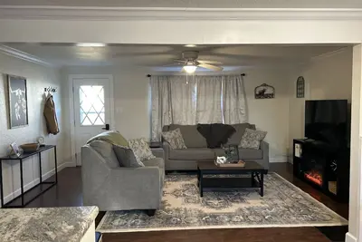 Image de Cozy Three bedroom home in Central Farmington