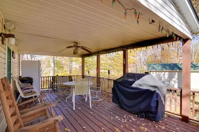 Image de Cozy Tennessee Escape w/ Porch, Grill & Fire Pit!