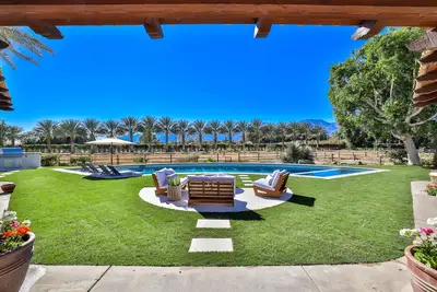 Image de The Ranch At Coachella, A Private Estate. Two Beautiful Homes, Views, & Pool.