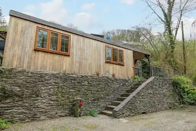 Image de Ty Barddu, pet friendly, with a garden in Newcastle Emlyn