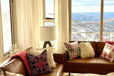 Image de White Crystal 213- ski-in ski-out