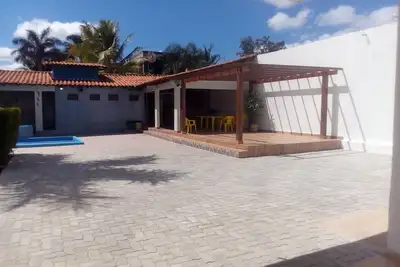 Image de Casa c/ Jardim p Alugar c/ 6 Dormitórios, no Coração do Df em Brasília Brasil
