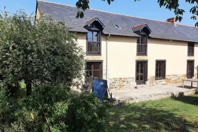 Image de Maison de vacances 'Longère Familiale' avec terrasse privée, jardin privé et Wi-Fi
