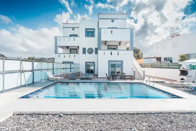 Image de Maison de vacances 'Blue Pearl Apolakkia 1' avec piscine commune, terrasse commune et Wi-Fi