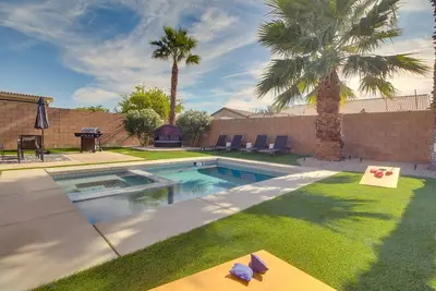 Image de Coachella Group Getaway: Indio Oasis w/ Game Room!