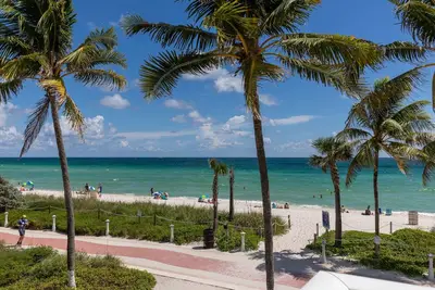 Image de Amazing Ocean View at Top Floor with free parking