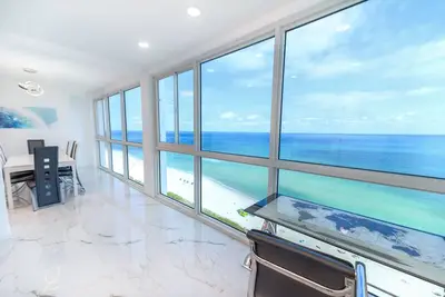 Image de PentHouse Ocean View with free parking