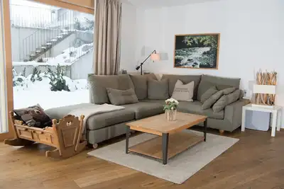 Image de Family oasis with garden and fireplace