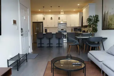 Image de Chicago Luxury Cozy Condo near Downtown, China Town, White Sox, McCormick Place