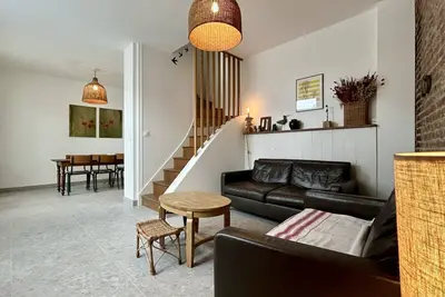 Image de Maison du Pêcheur Rénovée, Charme Authentique et Confort Contemporain