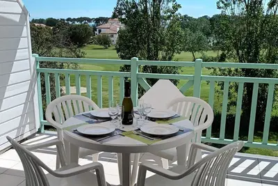 Image de Appartement 4 personnes, accès parc aquatique, vue golf