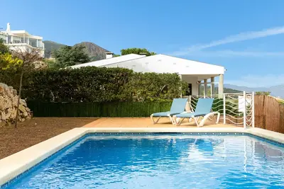 Image de La Mora Ii - 4 - Gran apartamento con jardín. vistas la mar y piscina privada.