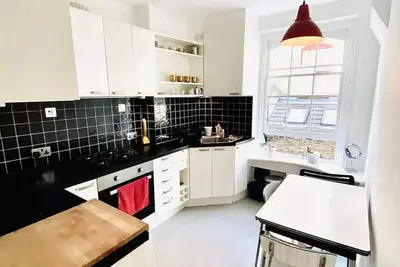 Image de Private gated, minimal style apartment in trendy Shoreditch - Old street for 4