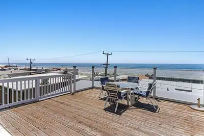 Image de Amazing Home with lots of living space!