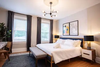 Image de Spacious & Stylish 3br Home