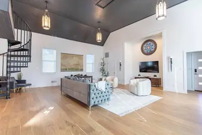 Image de Glendale Chapel: Historic Church Retreat