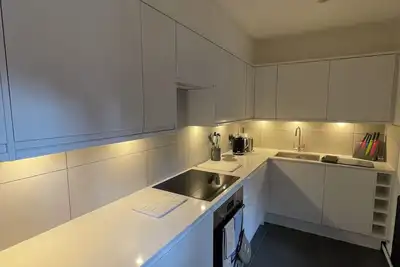 Image de Beautifully Presented 2bd Flat w/Patio- Kensington