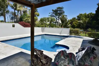 Image de Wainui Garden Hideaway a little gem in a garden oasis. \n