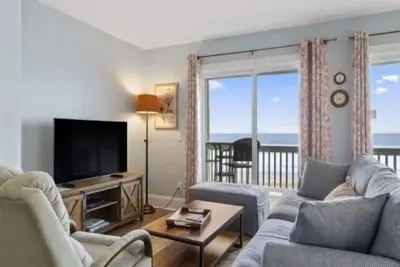 Image de Sand Fiddler Sunrise (2-Bedroom Villa) with Pool by RedAwning