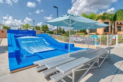 Image de 8929 Amazing 9 bd home at Solara Resort