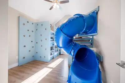 Image de 3min from Silver Dollar City w/ Bunk Slide