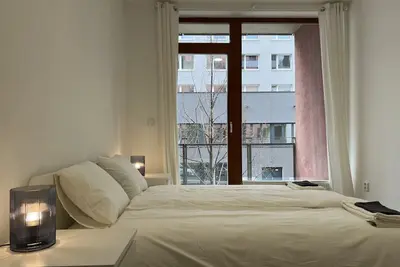 Image de Modern apartment with balcony