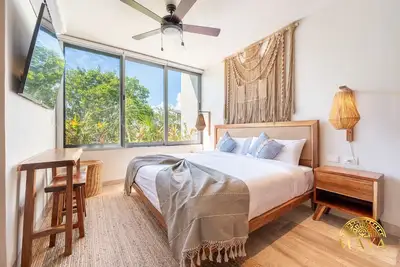 Image de Nhoa 307a Lux 2br Condo Pool View in Aldea Zama