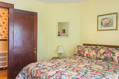 Image de Charming Unit in Downtown Dartmouth Near Everything