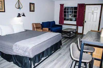 Image de Renovated King Kitchenette