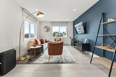 Image de Easy Parking | 15 Min to Union Square | Stocked Kitchen