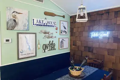 Image de Little Minnow is a Pet friendly water front home on Toledo Bend in a quiet cove.