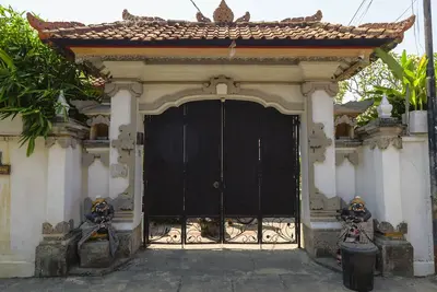 Image de Renewal 3bed family pool Villa, 5 minutes to the Karang Beach Sanur