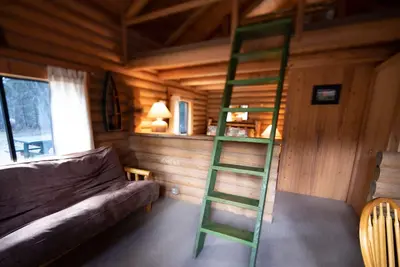 Image de Two-story woodland cabin with firepit, near Flathead Lake & Glacier