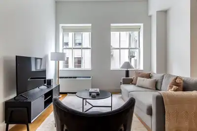 Image de Gorgeous FiDi 1br w/ 3-Story Gym, Doorman & Game Room, by Blueground