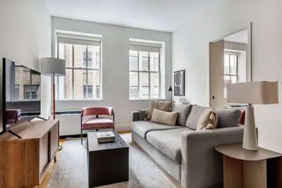Image de Marvelous FiDi 1br w/ Doorman & Gym, nr Wall Street, by Blueground