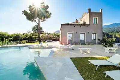 Villa Torre Etnea - Zafferana Etnea, Sicily