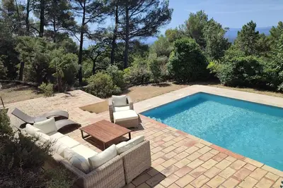 Image de Villa dans le ciel de Provence