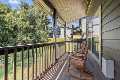 Image de cabin in Smokies! 2b/2b, hot tub Plus gameroom