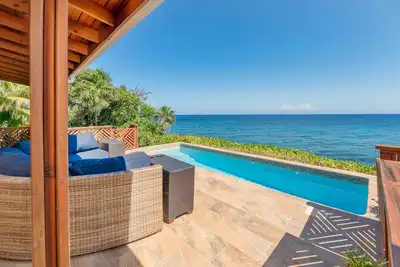 Image de Seaside 3 Bedroom Villa with Pool in First Bight