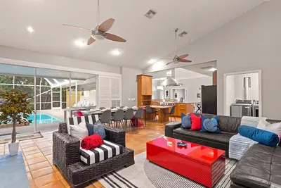 Image de Cozy Img Getaway! Heated Pool, Spa, Game Room!