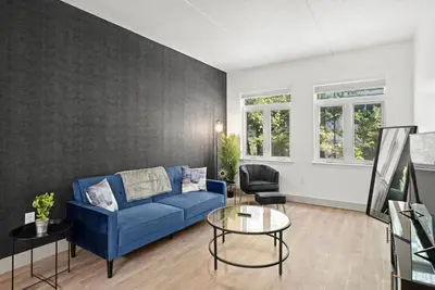 Image de Spacious Apt w/Pool Table