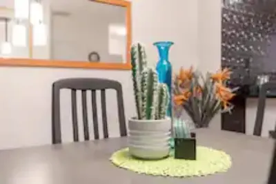 Image de Downtown Tranquil Hideaway close to Downtown and the River Valley!