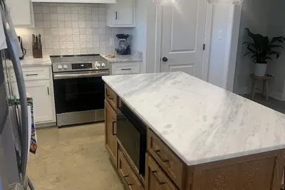 Image de Newly built home 6 miles from Oxford and 8 miles from the grove.