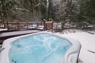 Image de Entire Cabin - Mt. Hood, close to skiing! Hot Tub/Bbq/WiFi/Firepit