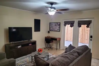 Image de The Butterfly-A Contemporary Hideaway\n