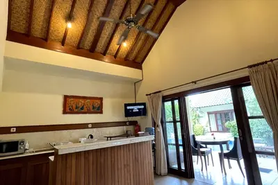 Image de prime location in the heart of Sanur, explore places with vibrant epicenter