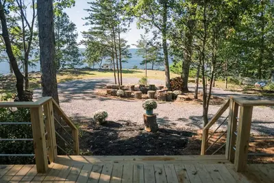 Image de Includes 3 separate units - Ultimate Cliffside Camping Retreat w/Amazing Views - Cloudland Canyon
