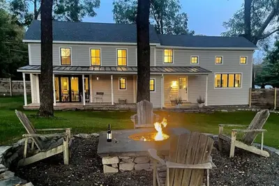 Image de 3bd Samsonville Usa: Kerhonkson Modern Farmhouse