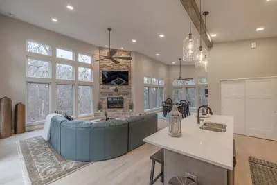 Image de Natures Nook by Innsbrook Vacations!